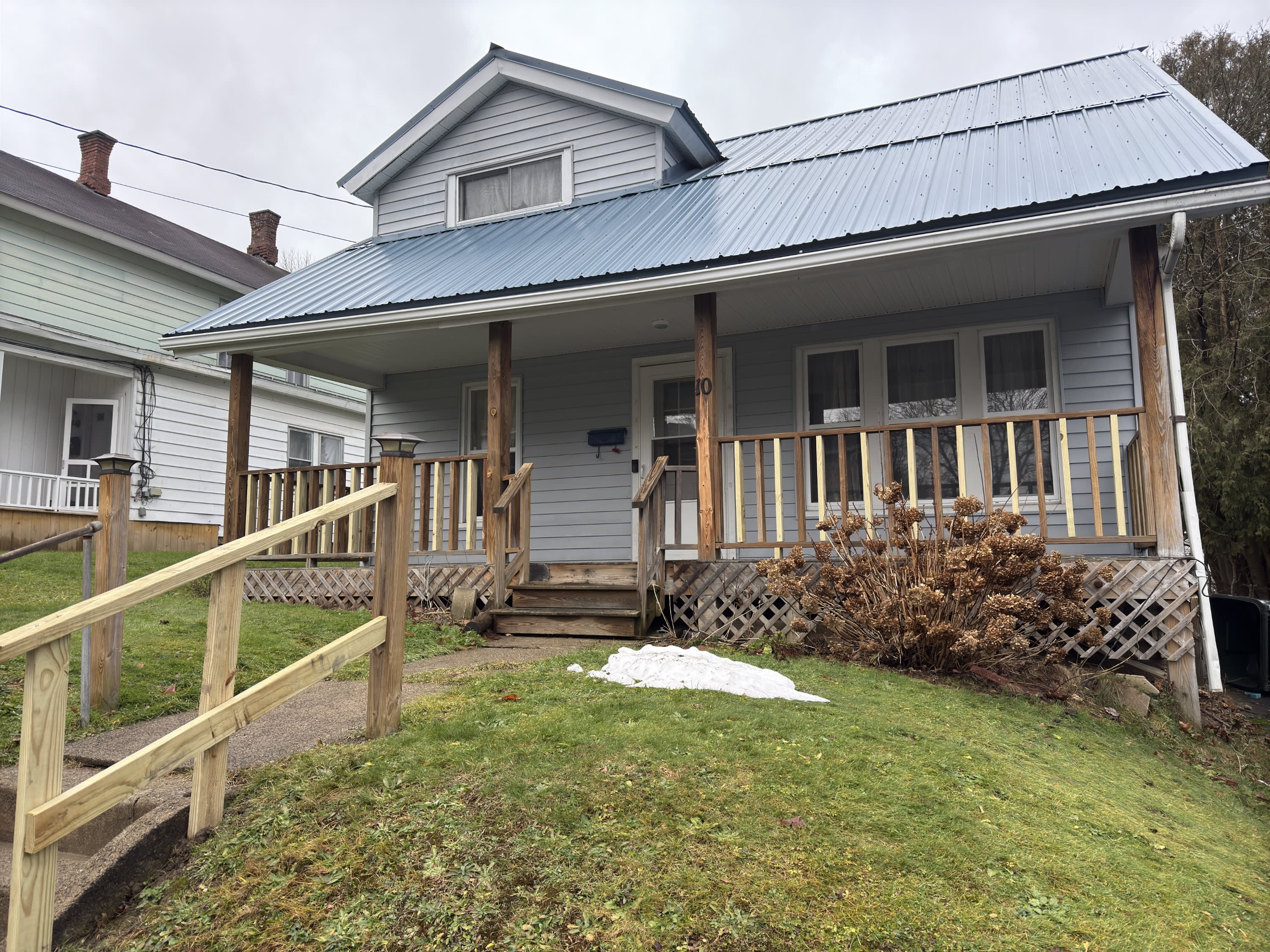 10 Chautauqua Avenue – photo 1 of 16