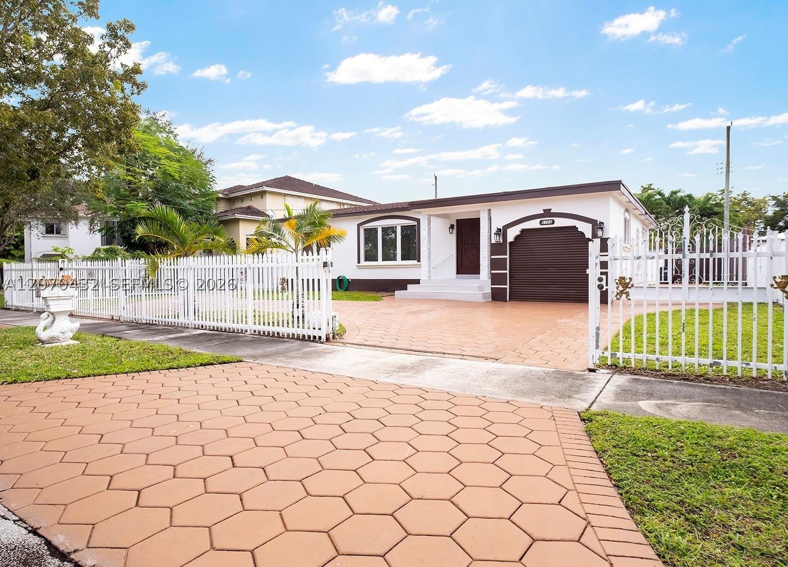 6102 SW 13th St – photo 1 of 15