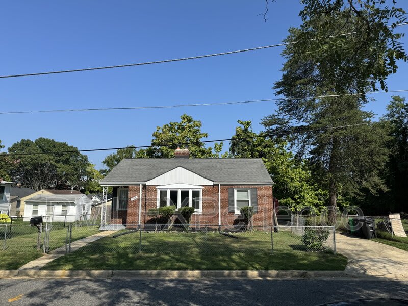 5716 Davey Street – photo 1 of 162