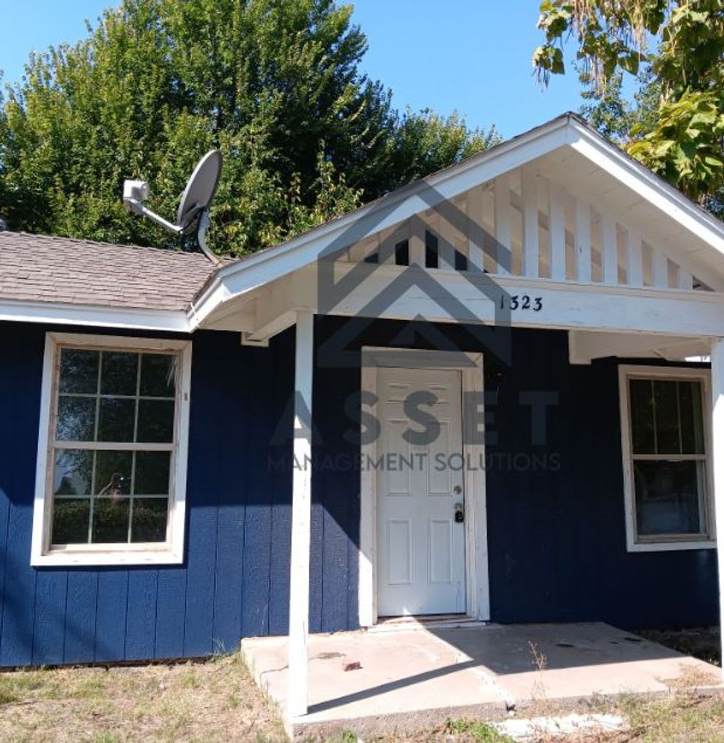 Charming 2 Bedroom located in the heart of OKC!! – photo 1