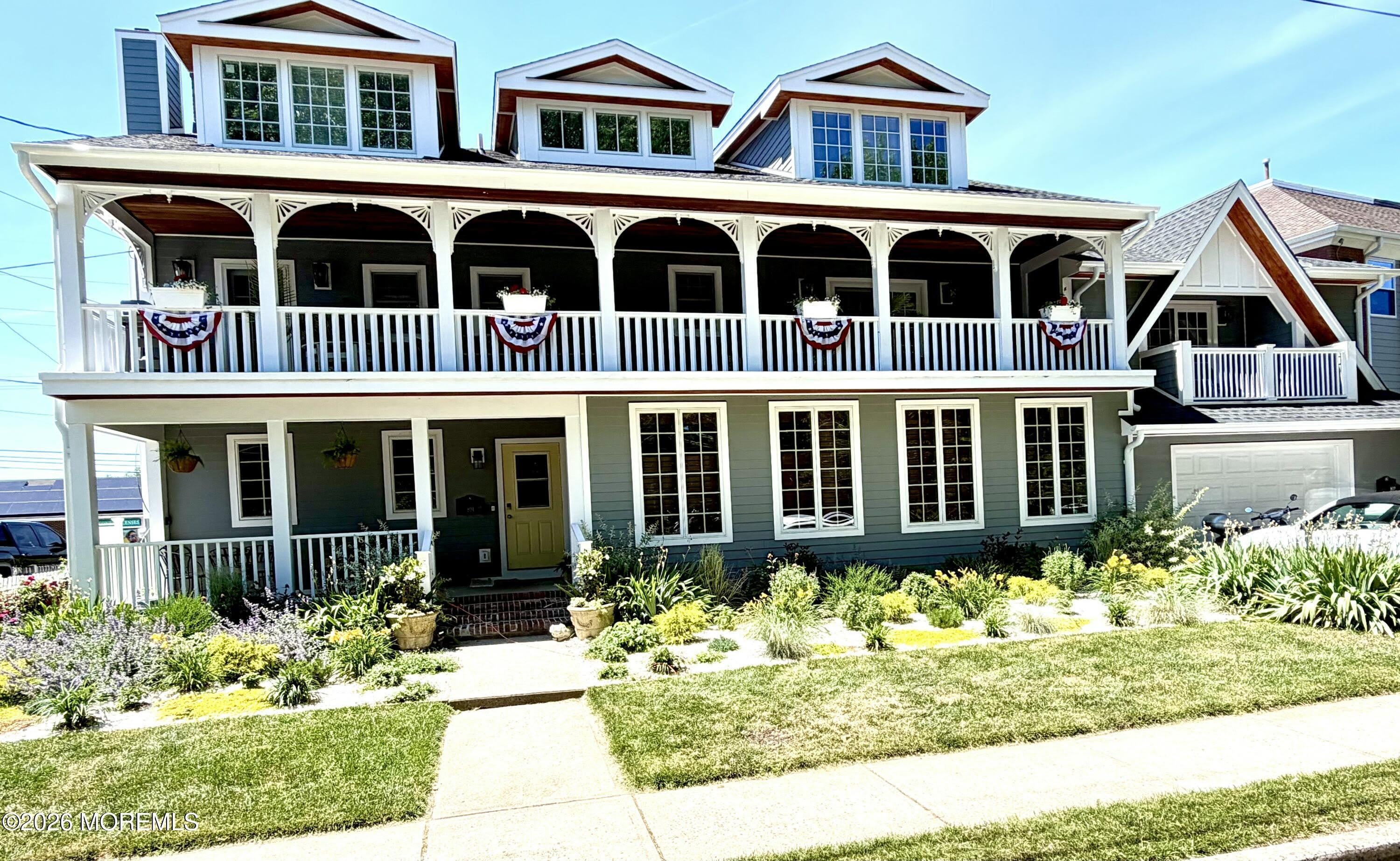 802 7th Avenue – photo 1 of 11