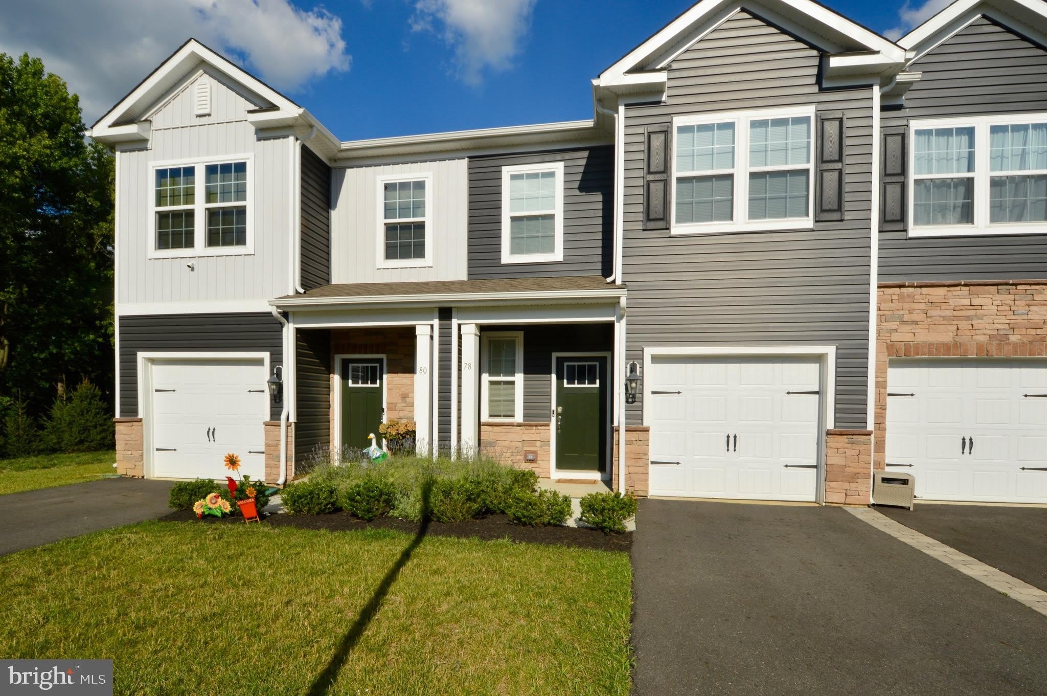 78 NELSONS Way – photo 1 of 16