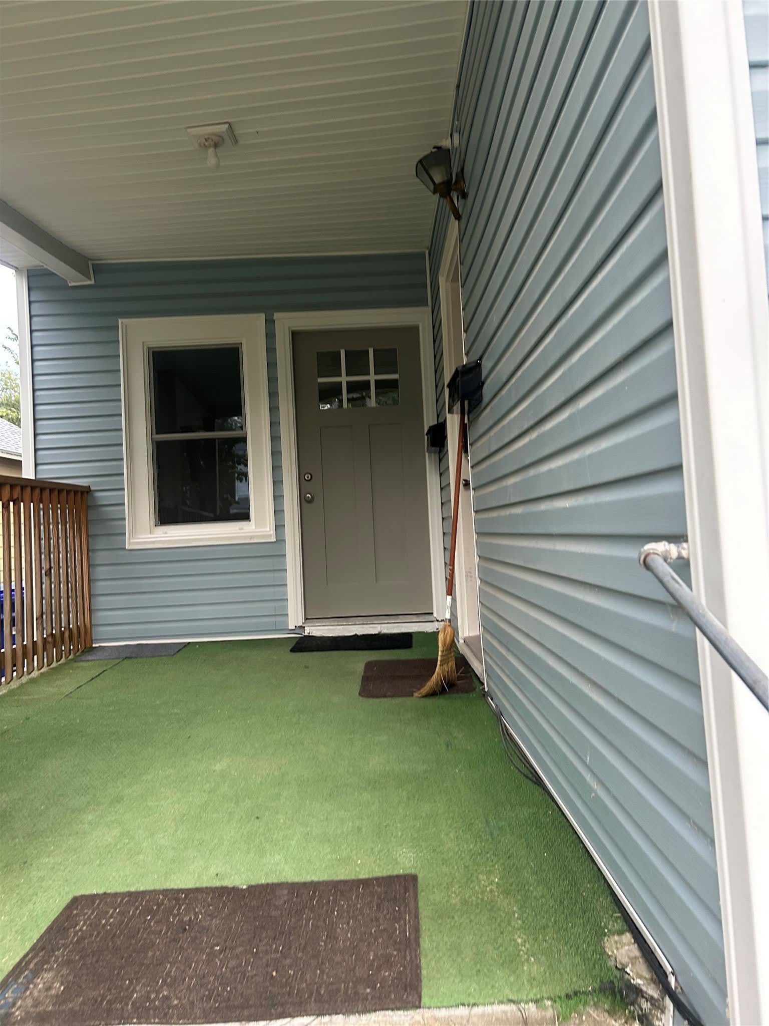 1203 S Lamine – photo 1 of 10