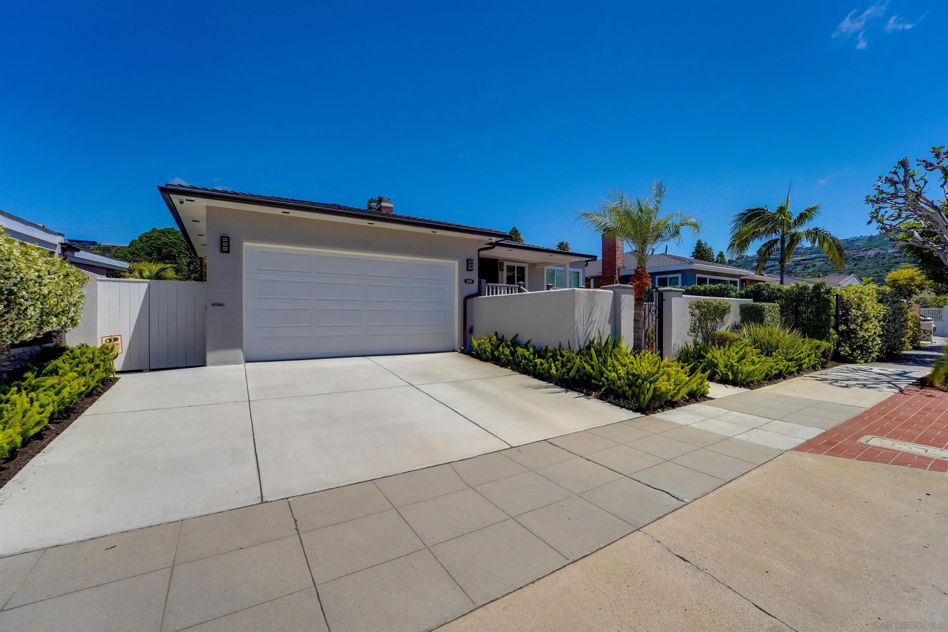 8139 Paseo Del Ocaso – photo 1