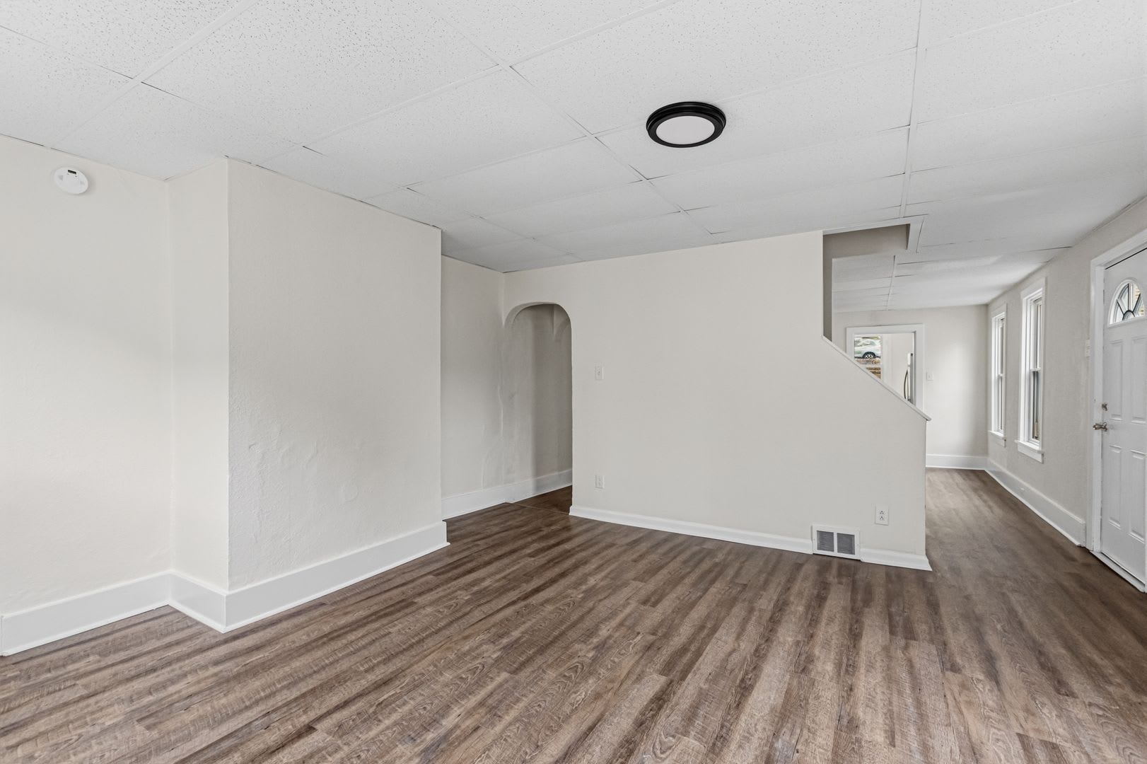 3 bed 1 bath – photo 1