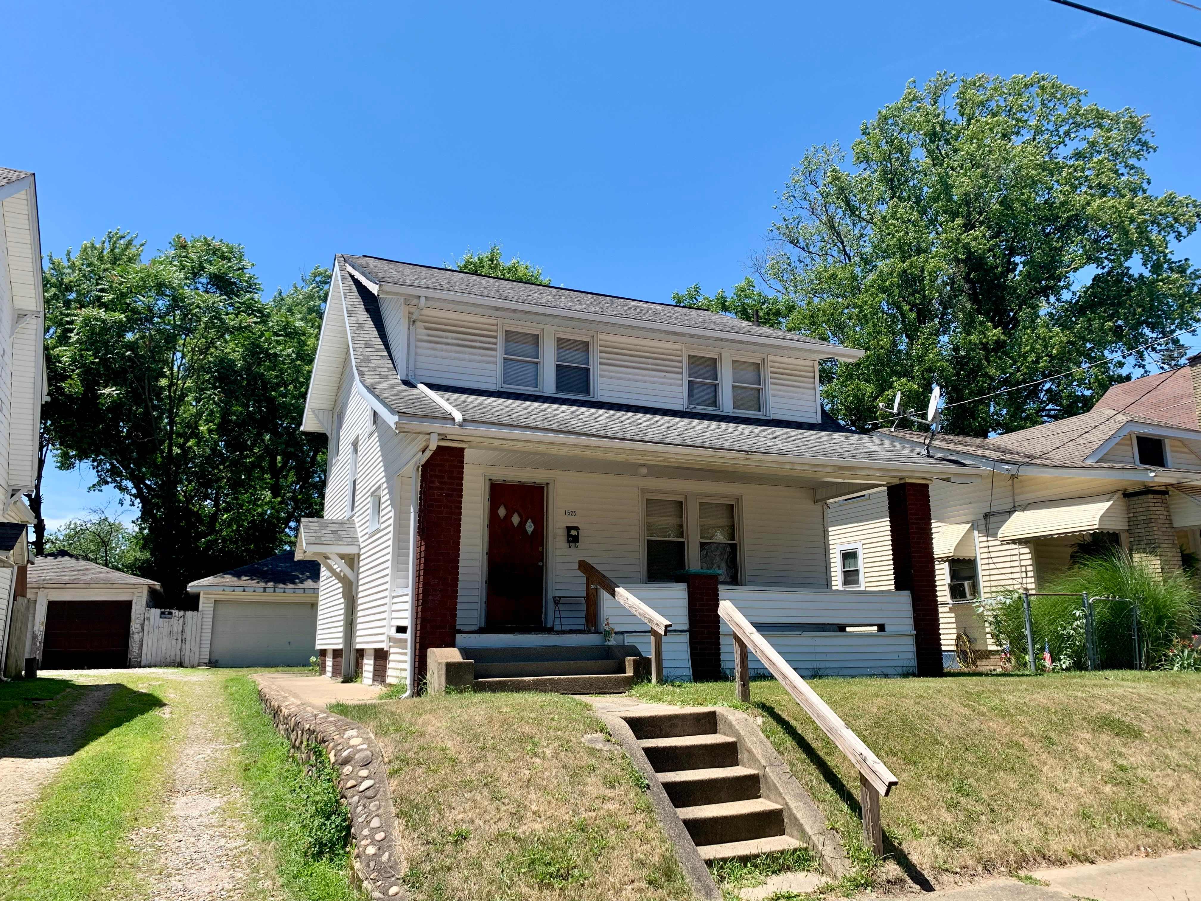 1525 Miami Ct Ne – photo 1