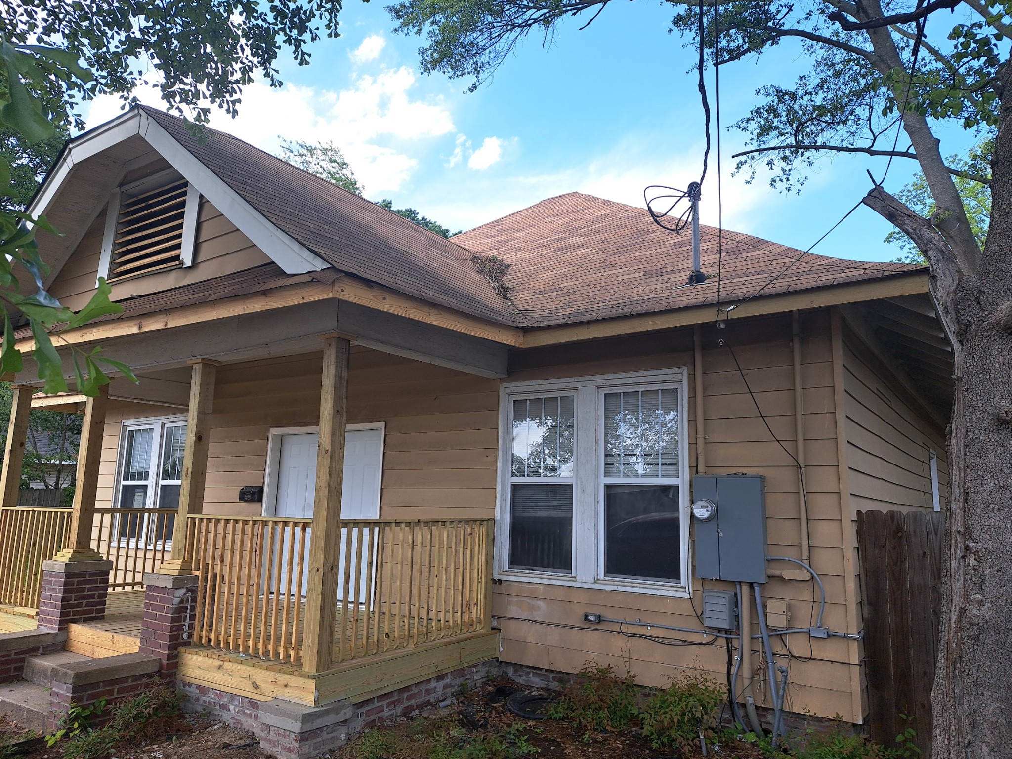 514 E Highland Ave – photo 1 of 29