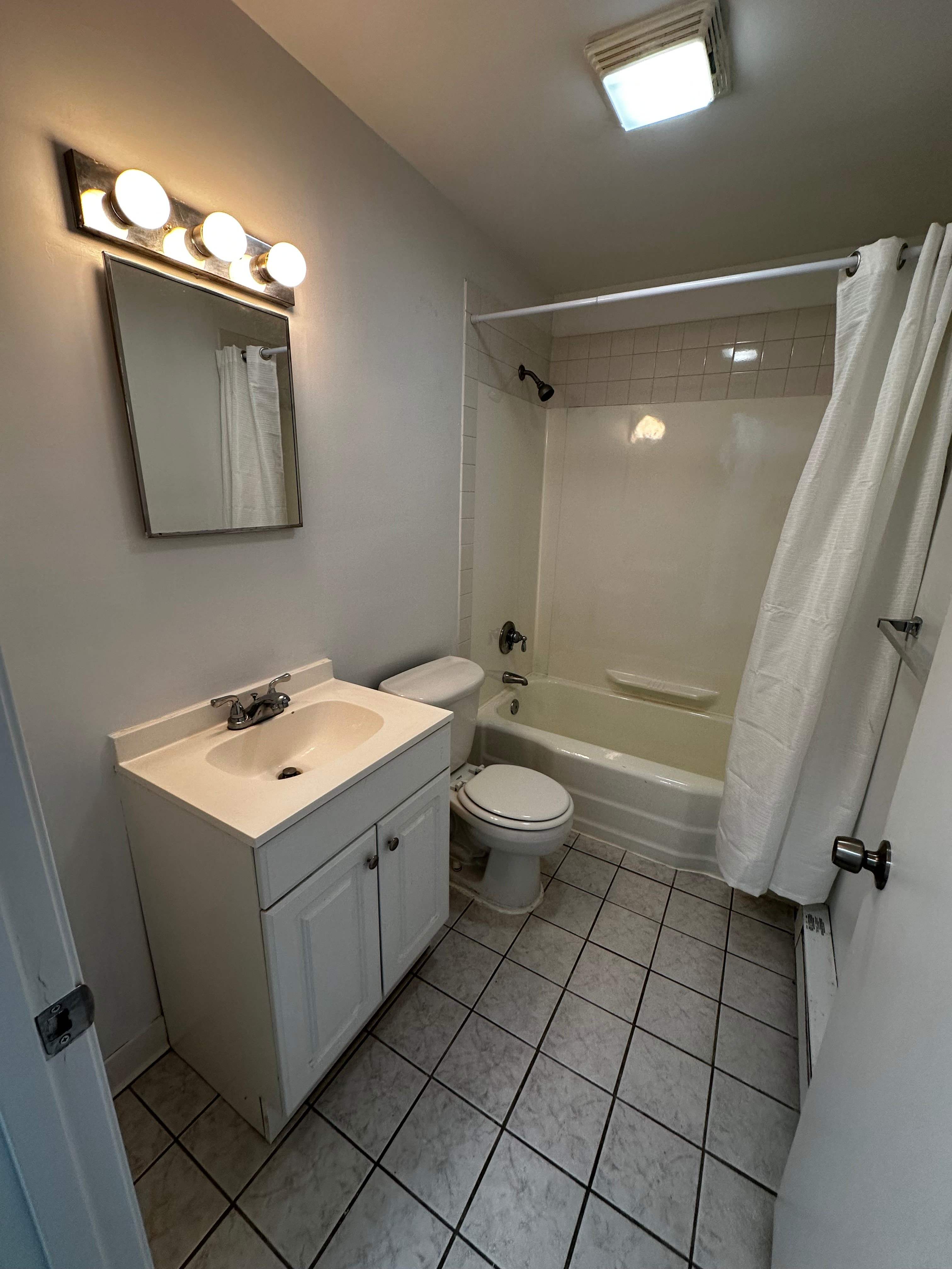 15 Patrick Henry Street – photo 1 of 6