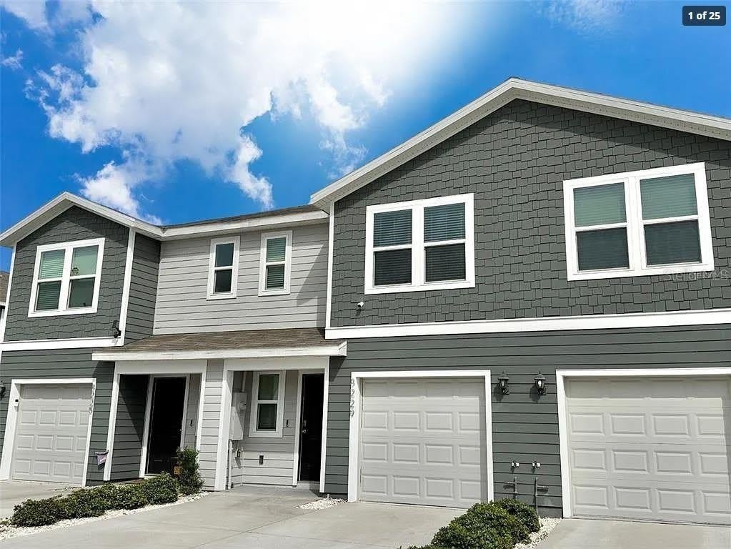 8229 SW 67TH Avenue – photo 1