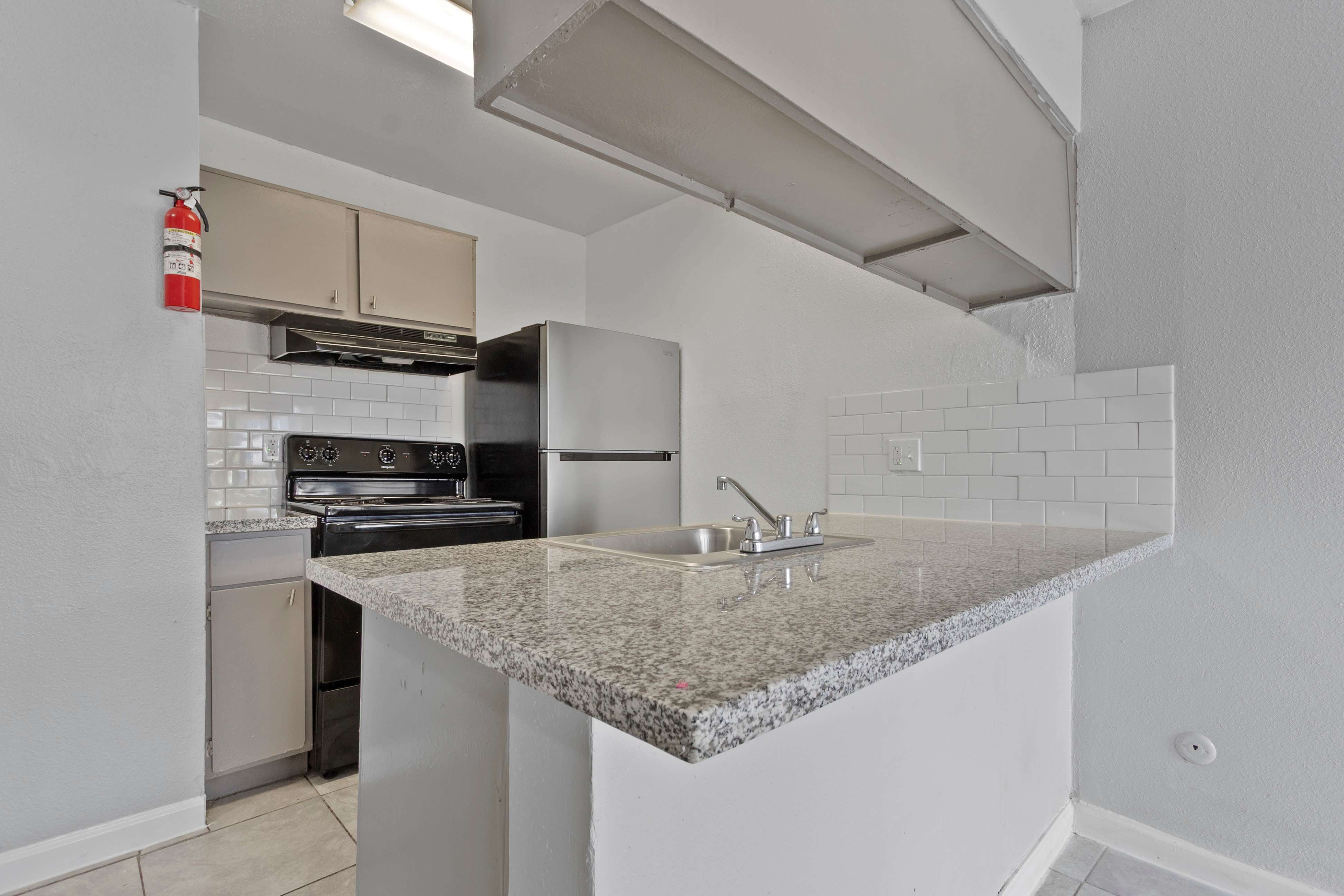Buena Vista Apartments – photo 1