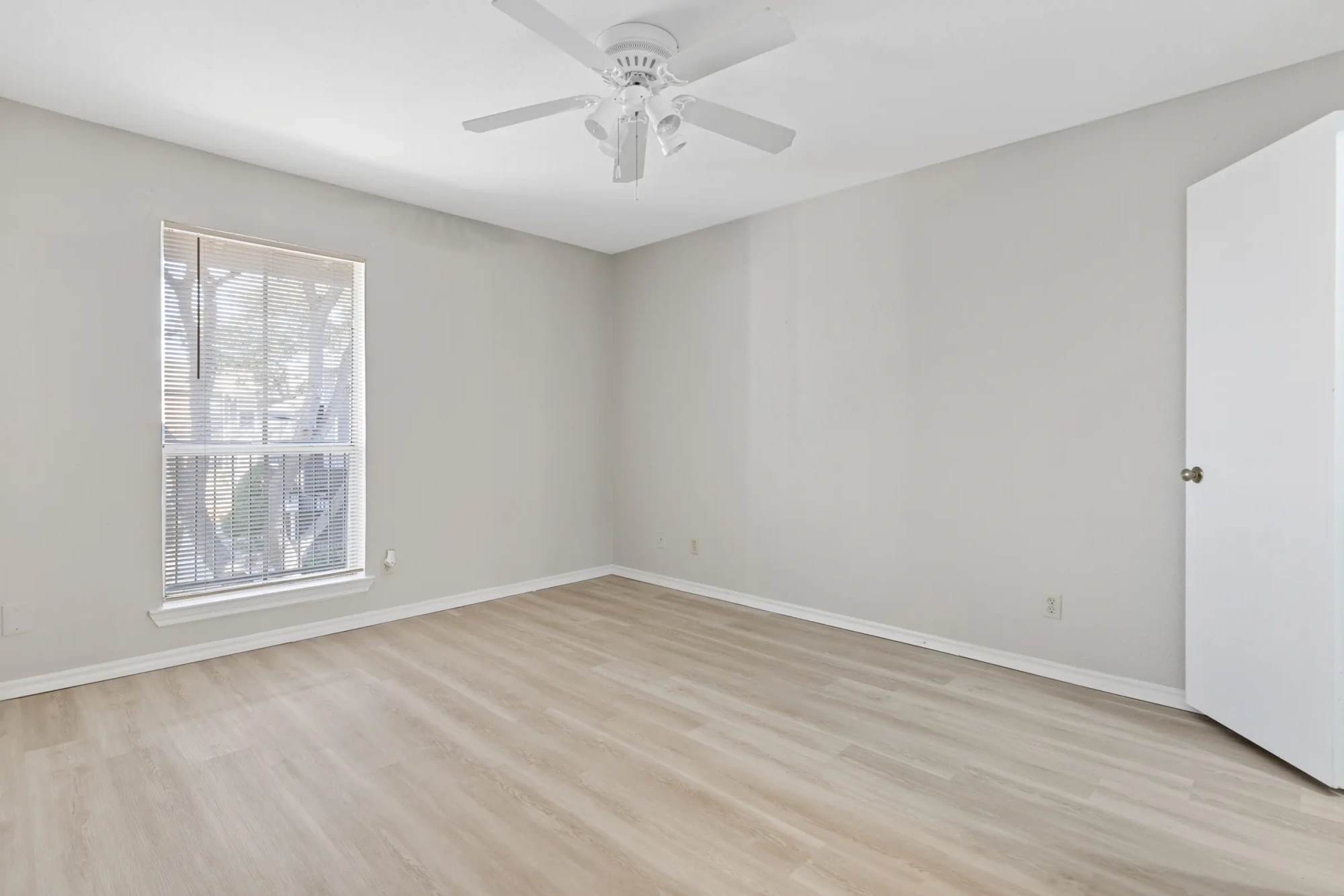 Oak Meadows – photo 1