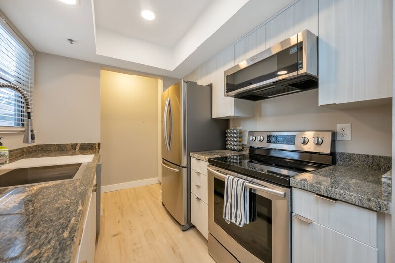 6861 North 2200 West – photo 1 of 33