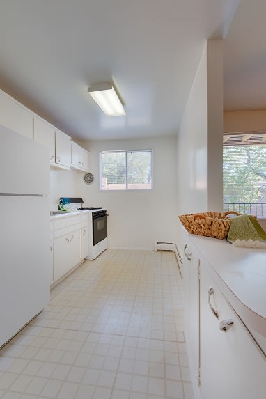 Layton Hall Apartments – photo 1