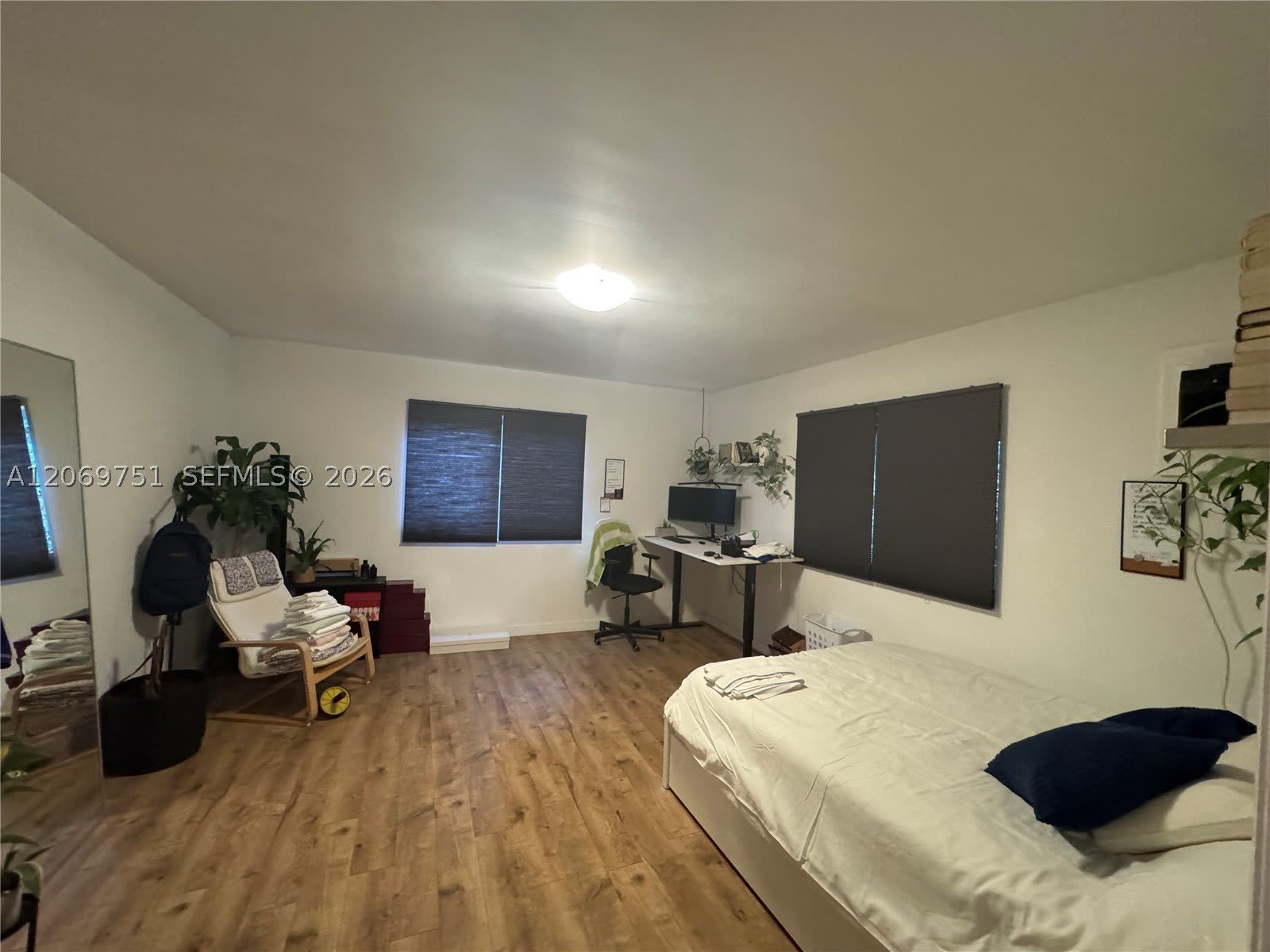 329 NW 44th St – photo 1