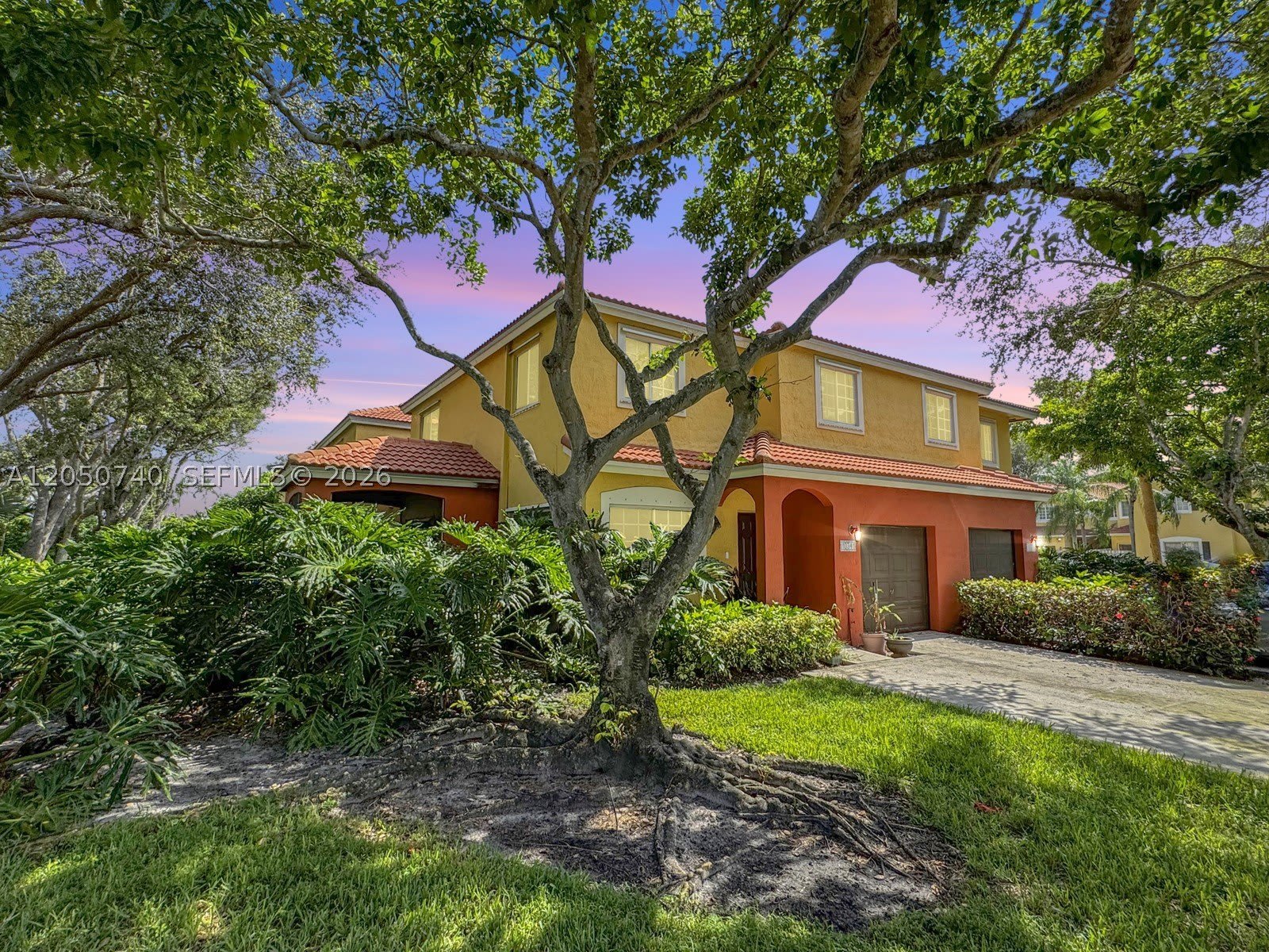 10341 SW 18th St – photo 1