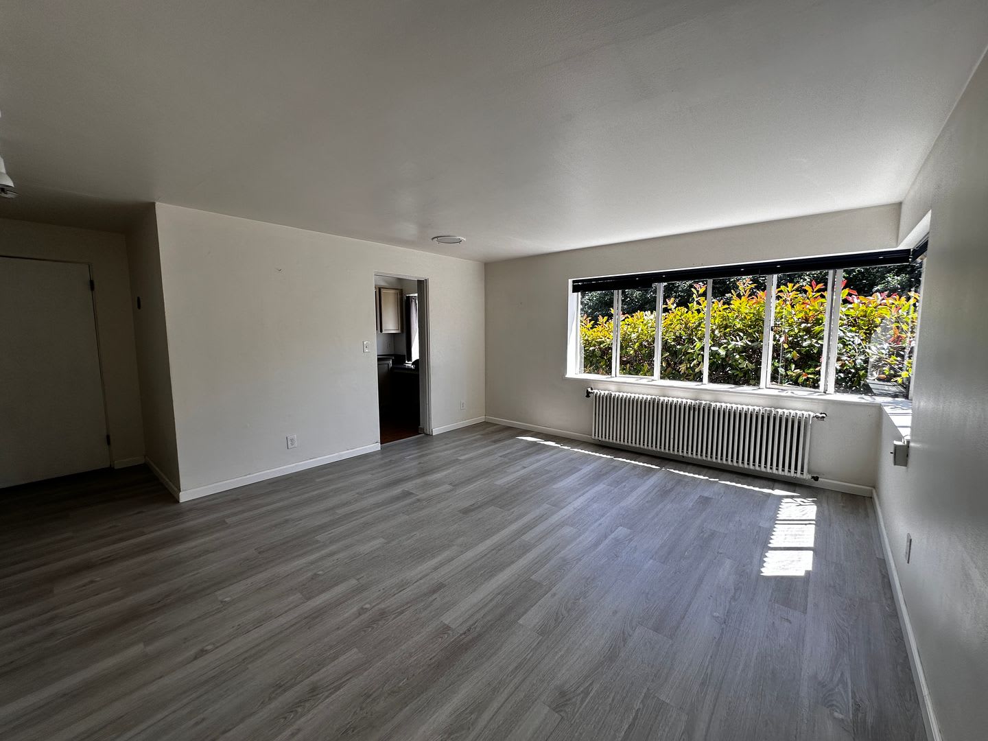 Cute and Cozy East Queen Anne Condo with 2 Bedrooms, 1 Bath and 1 Covered Parking Space – photo 1