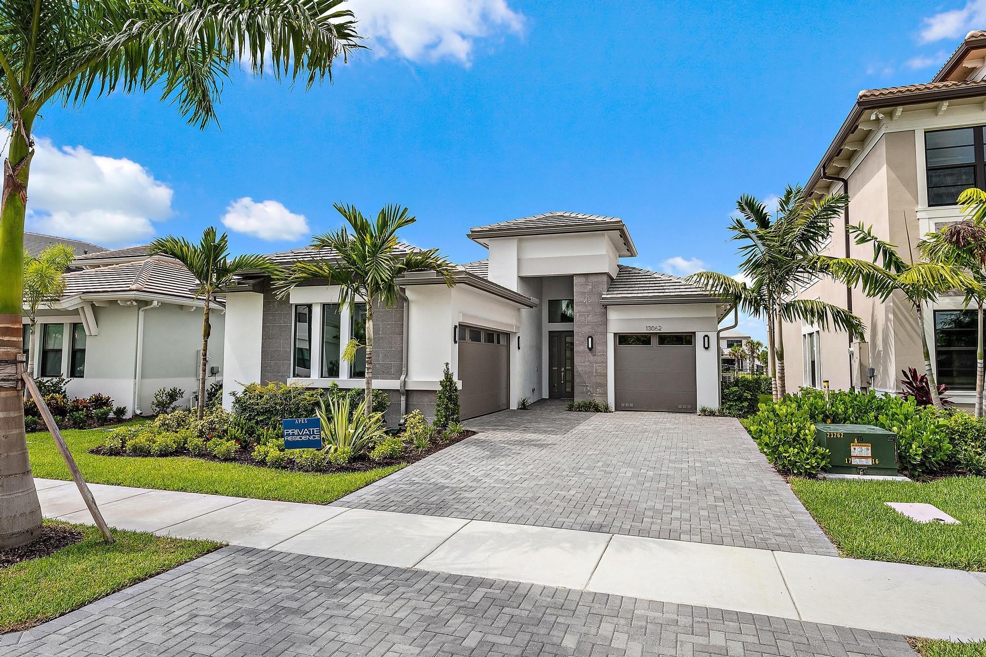 13062 Florida Crane Drive – photo 1 of 20