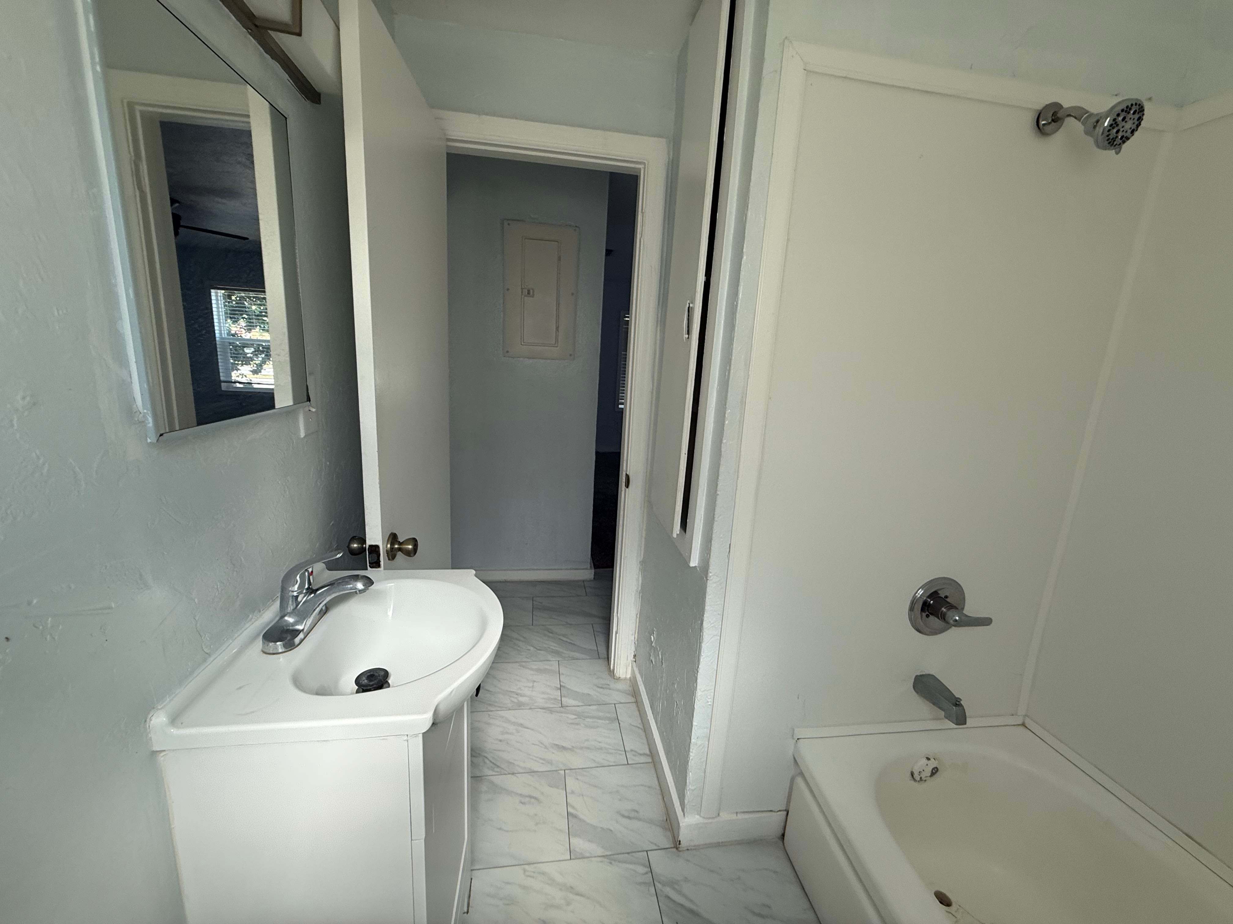 229 Troy St Ne – photo 1 of 6
