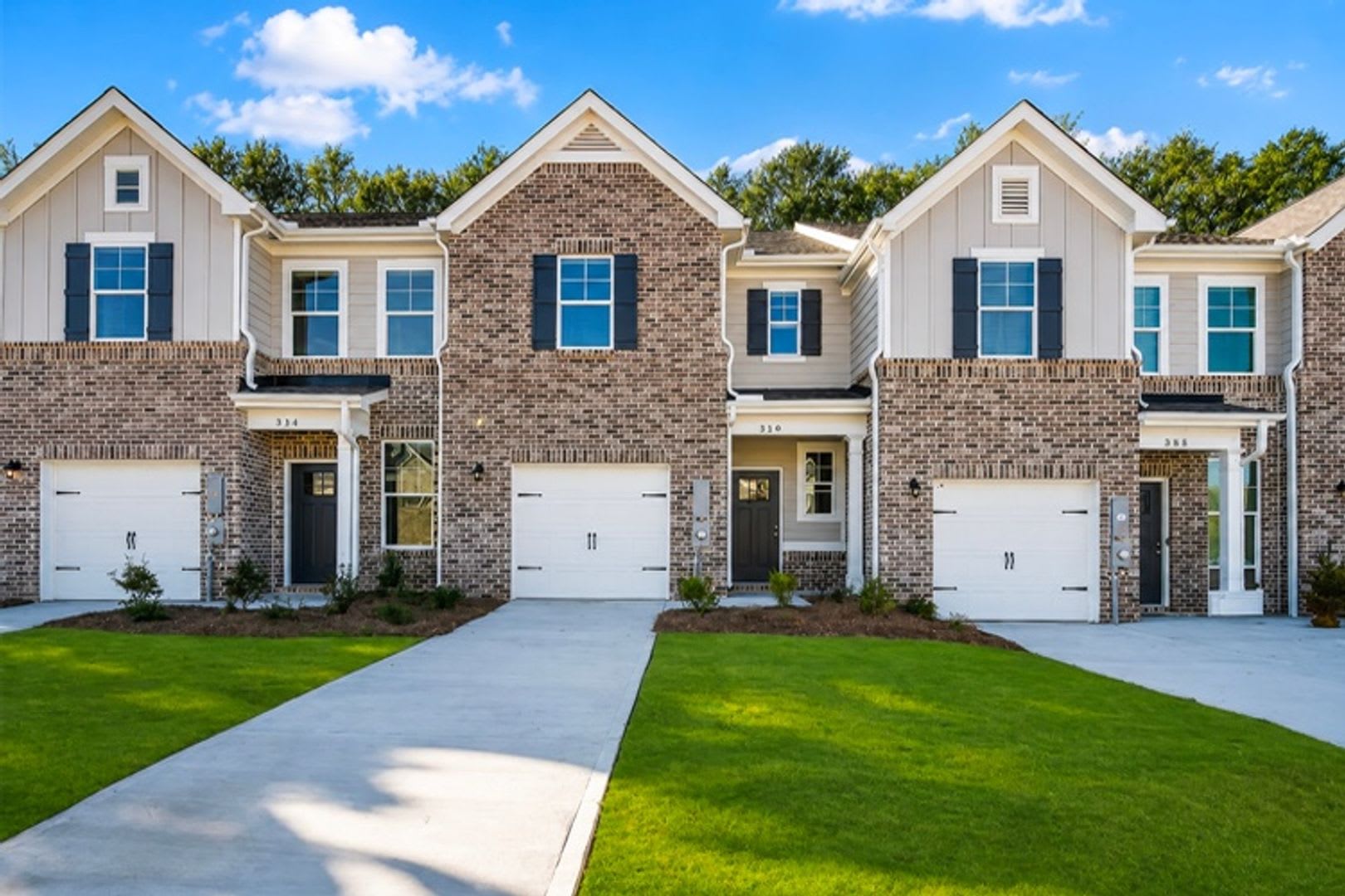 Charming 3BR Townhome in McDonough – photo 1