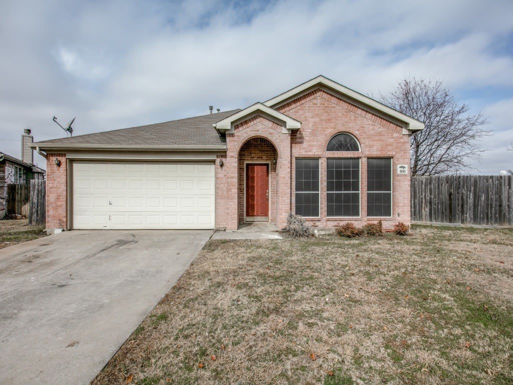 610 Lonestar Park Lane – photo 1 of 12