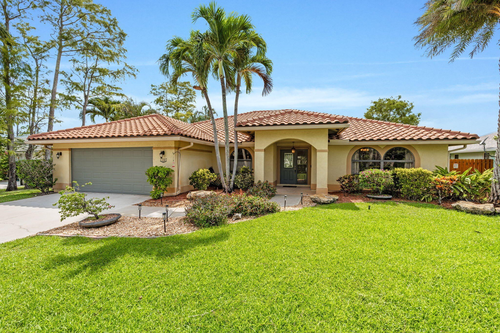 1707 Primrose Lane – photo 1
