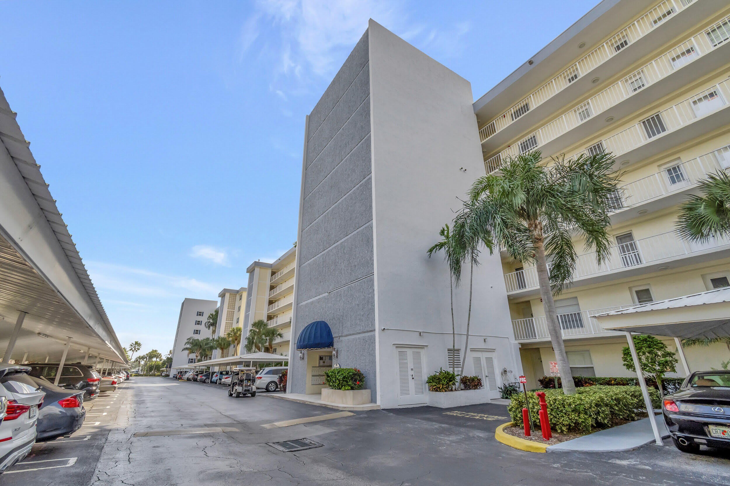 1 Harbourside Drive – photo 1