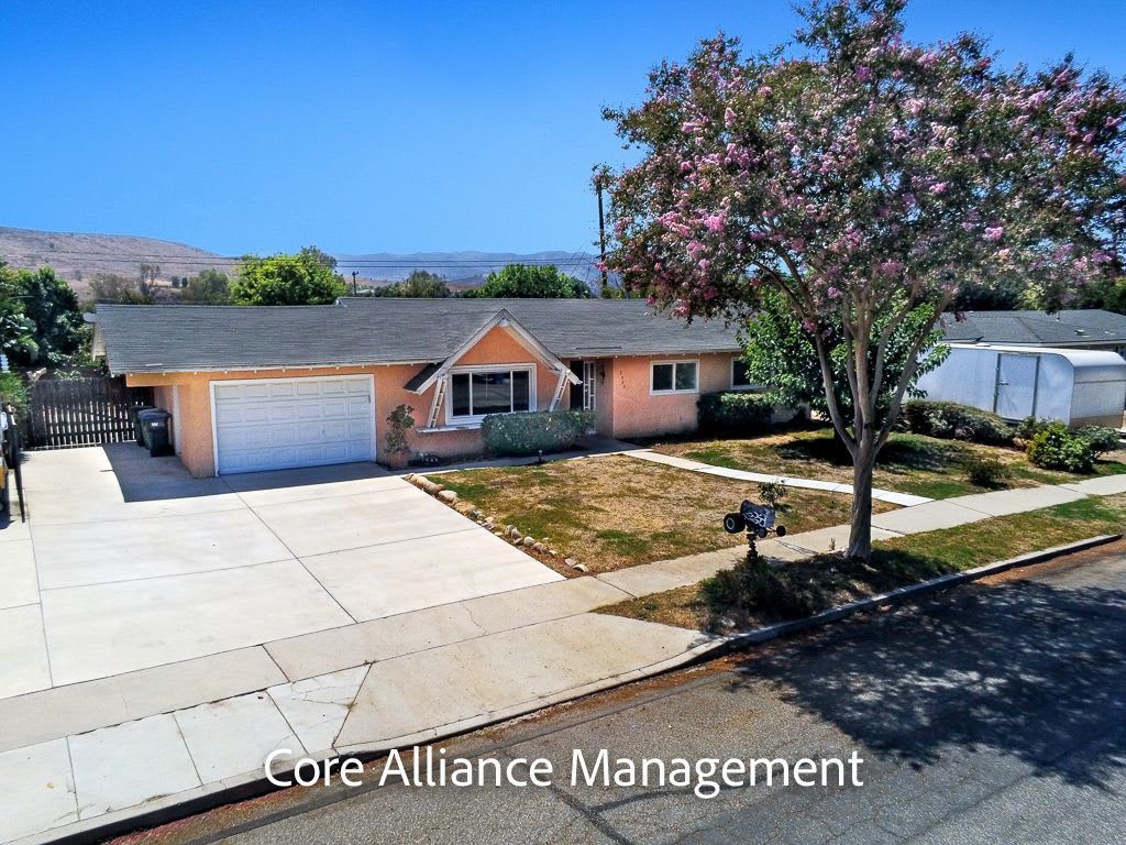 3520 Hearst Drive – photo 1