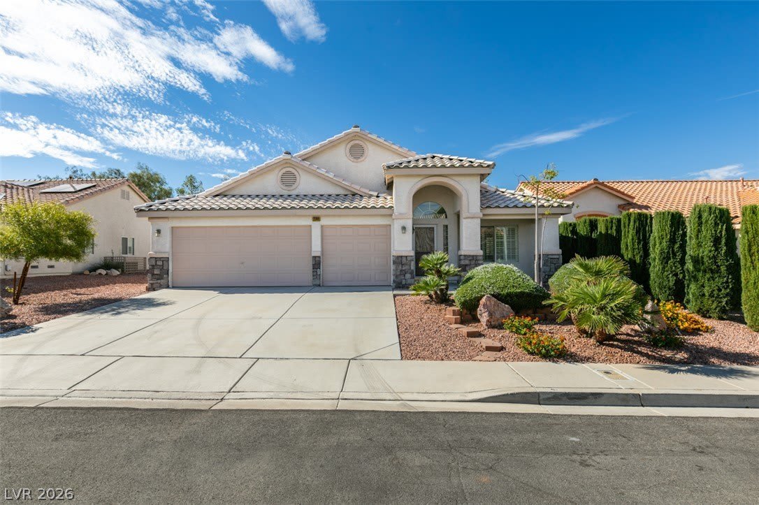 2744 Summerchase Lane – photo 1