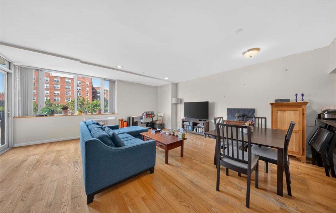 6314 Queens Blvd # 5543 – photo 1