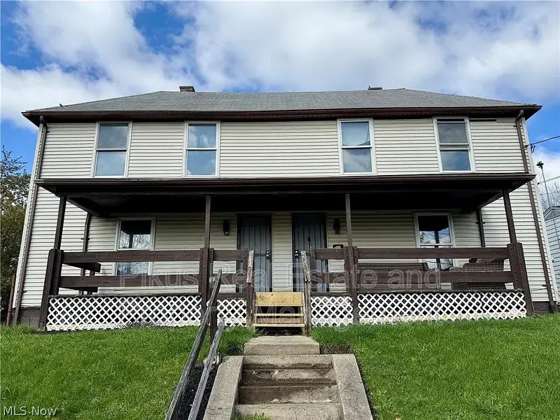 1217 Shriver Avenue NE – photo 1