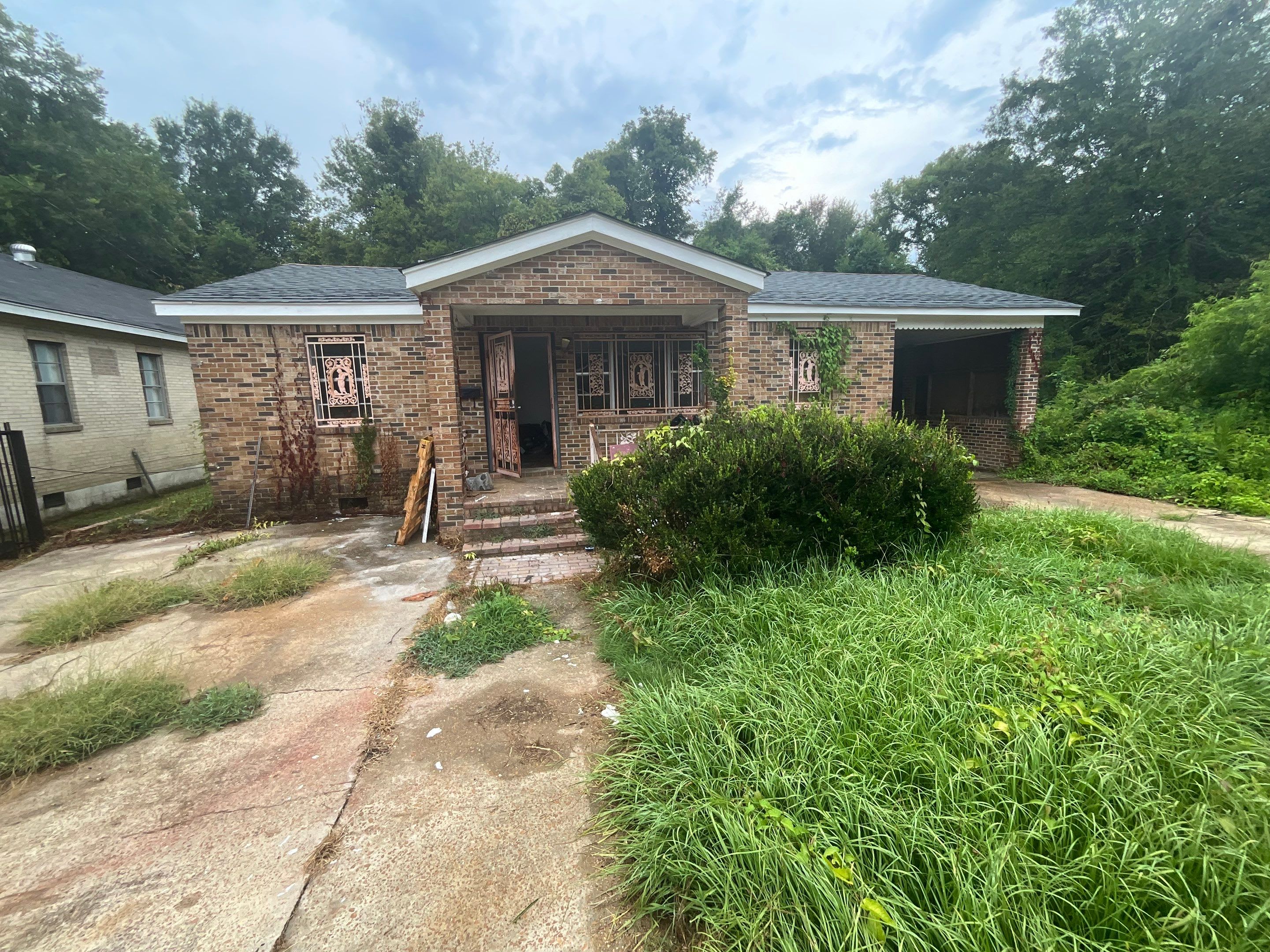 2843 Comfort Street – photo 1 of 22