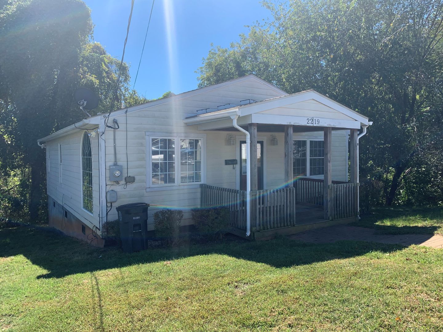 One Level with Back Deck – photo 1
