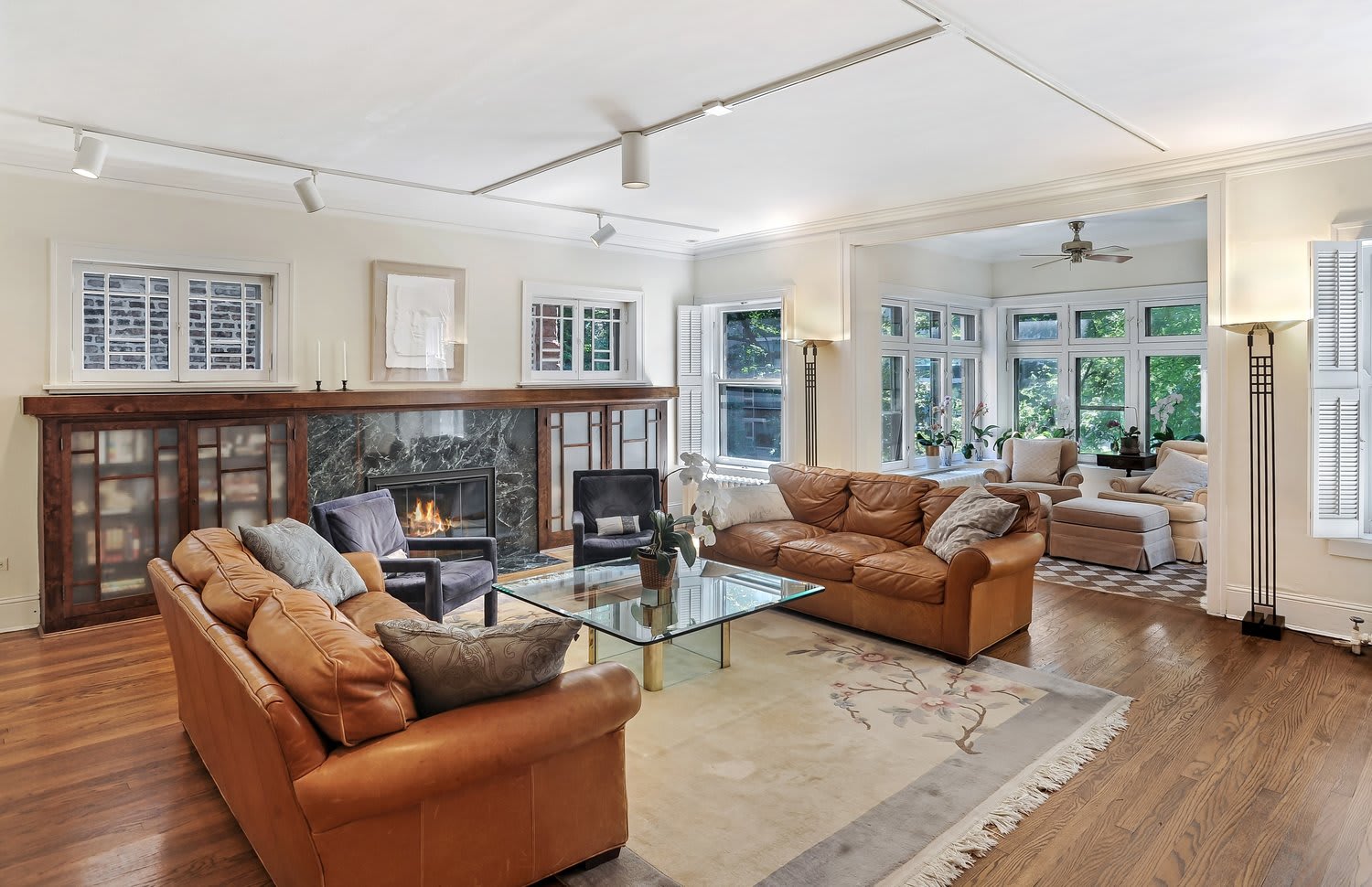 2737 North Hampden Court – photo 1