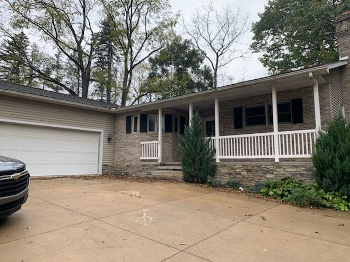 Private 4 Bedroom 2 1/2 Bath House – photo 1 of 12