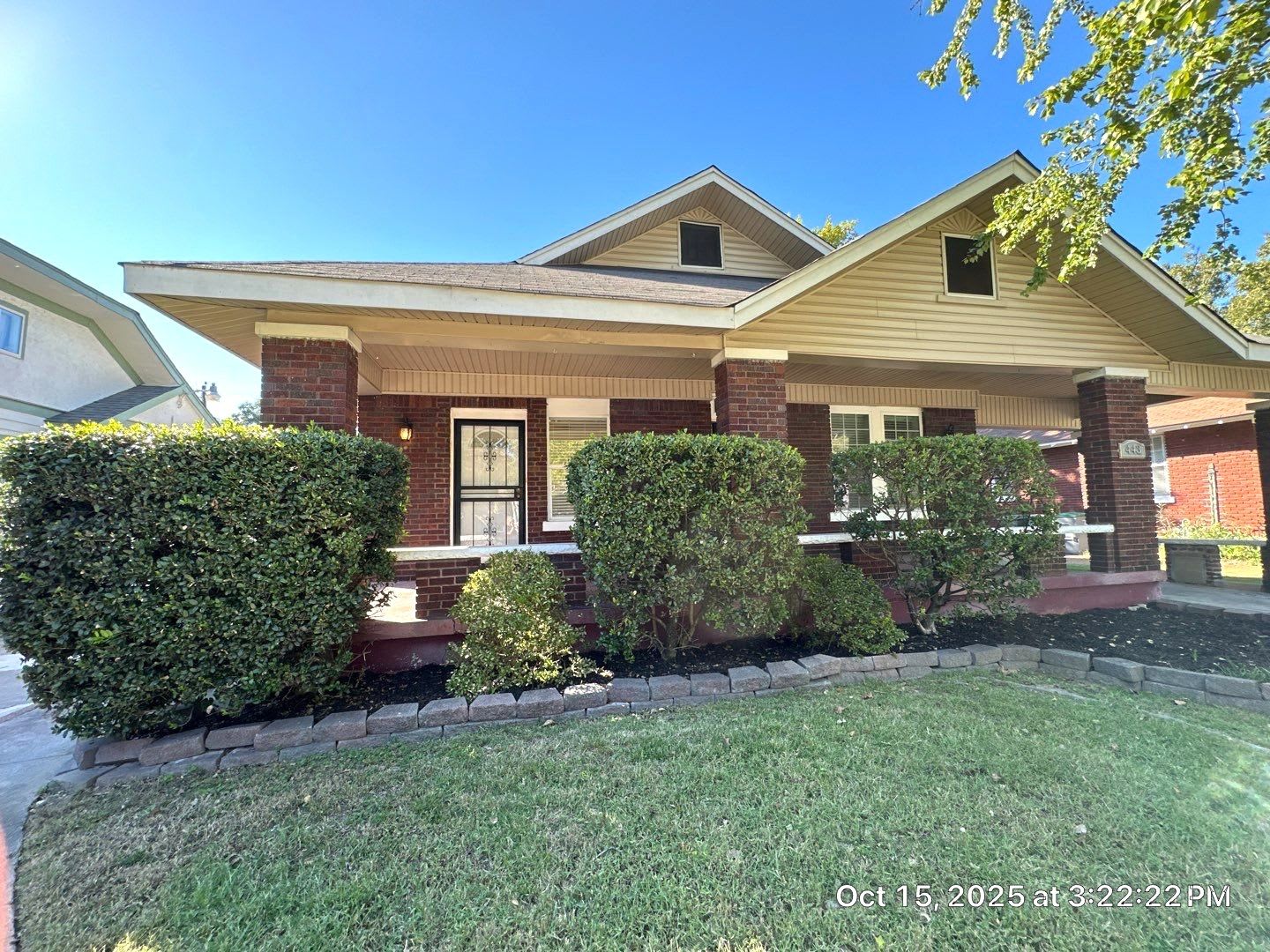 RHODES AREA 4 Bedroom /2.5 Bath House! Gorgeous New Floors – photo 1
