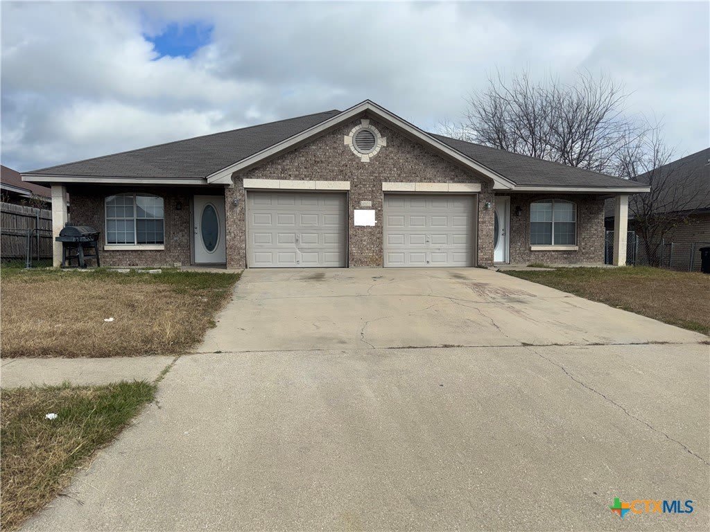 4903 John David Drive – photo 1