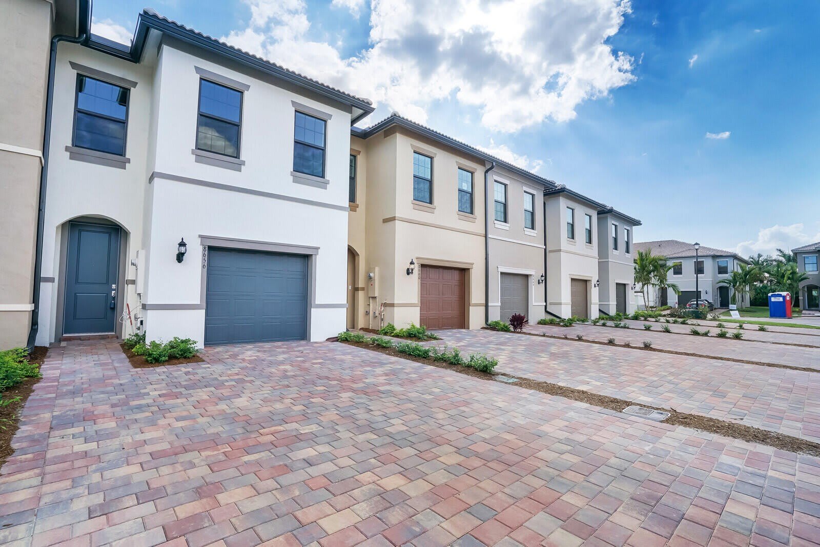 8656 Escue Street – photo 1