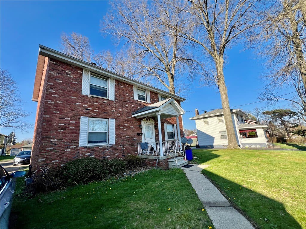 421 E Fairmont Ave – photo 1 of 10