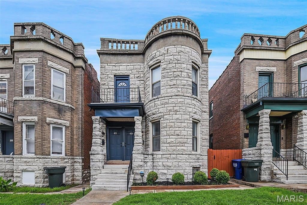 4631 Washington Avenue – photo 1