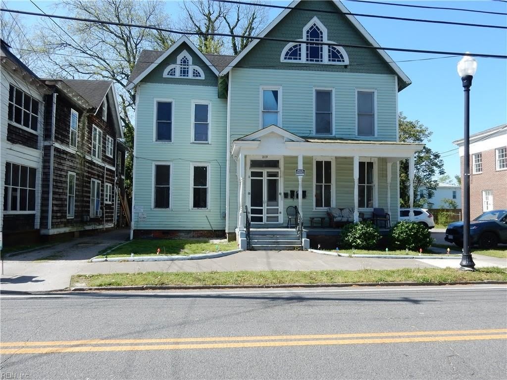 219 Bank Street – photo 1 of 2