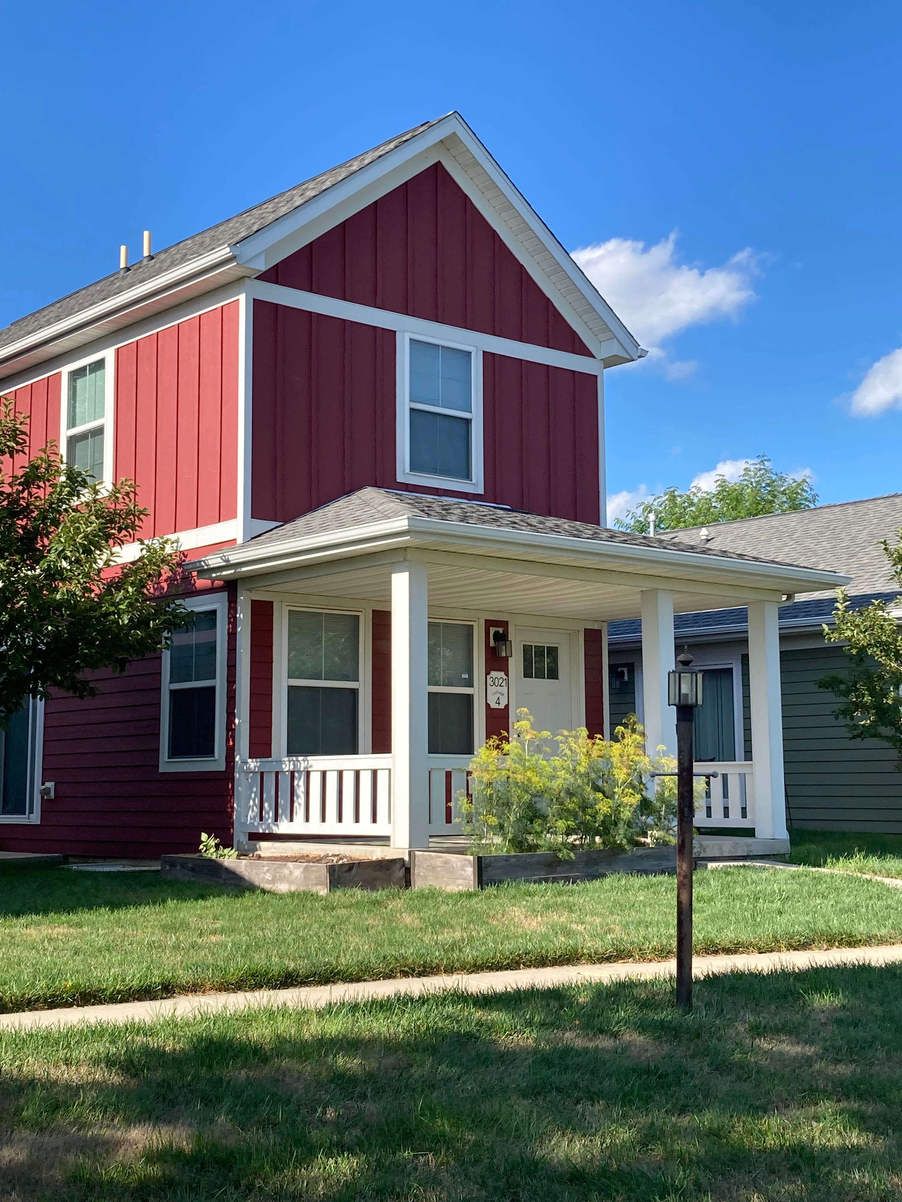 3021 W Lake Ave, Cottage 4 – photo 1