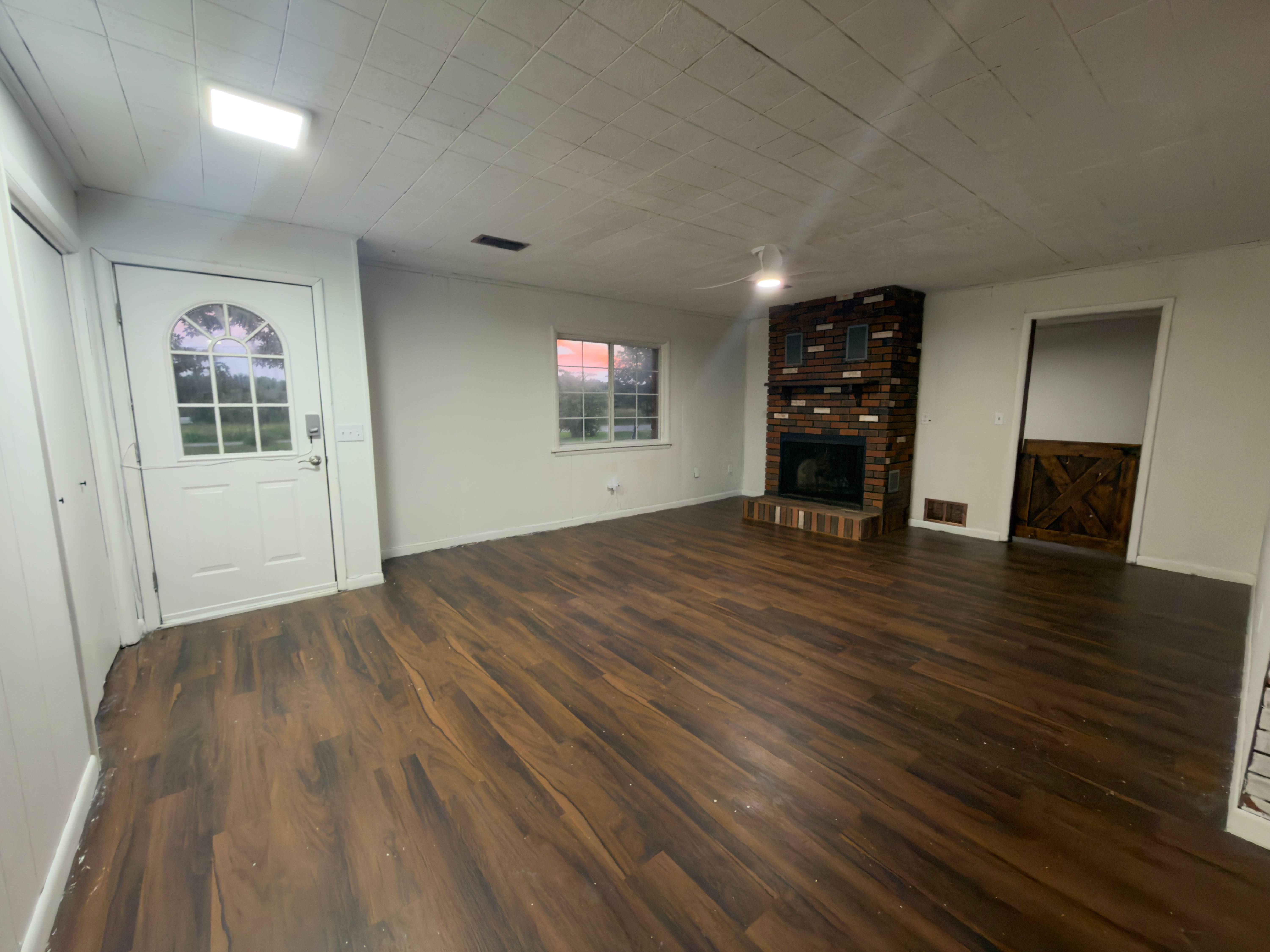 2221 West 38Th Street North – photo 1 of 3