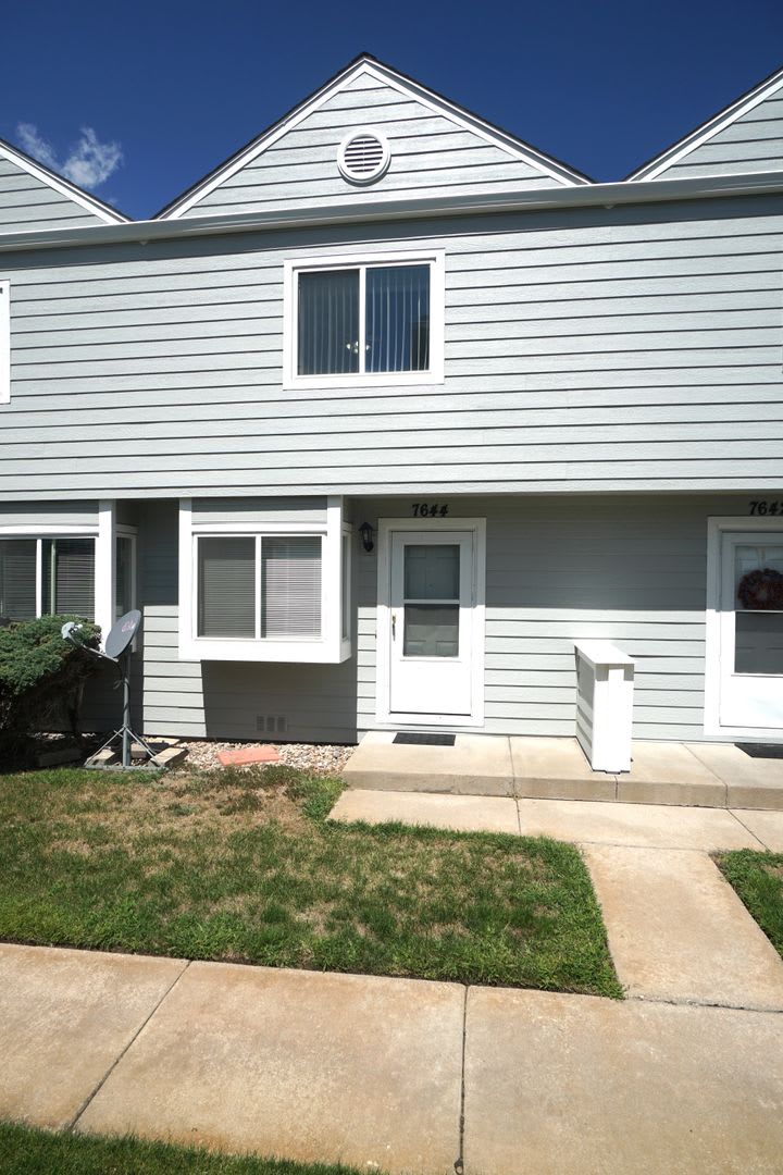 7644 Lexington Manor Drive – photo 1