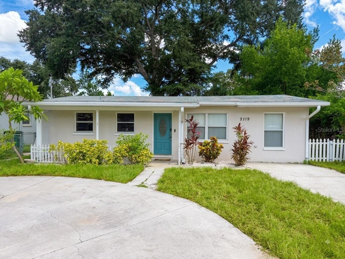 2119 W HENRY Avenue – photo 1