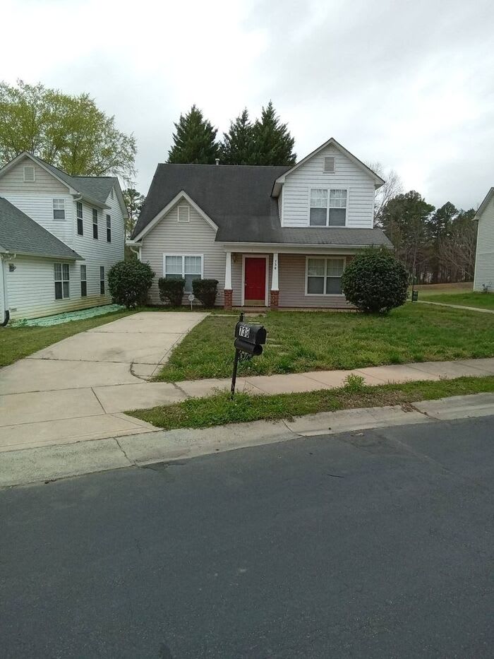 738 Ablow Drive – photo 1 of 25