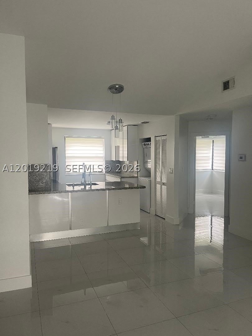 10121 W Sunrise Blvd – photo 1