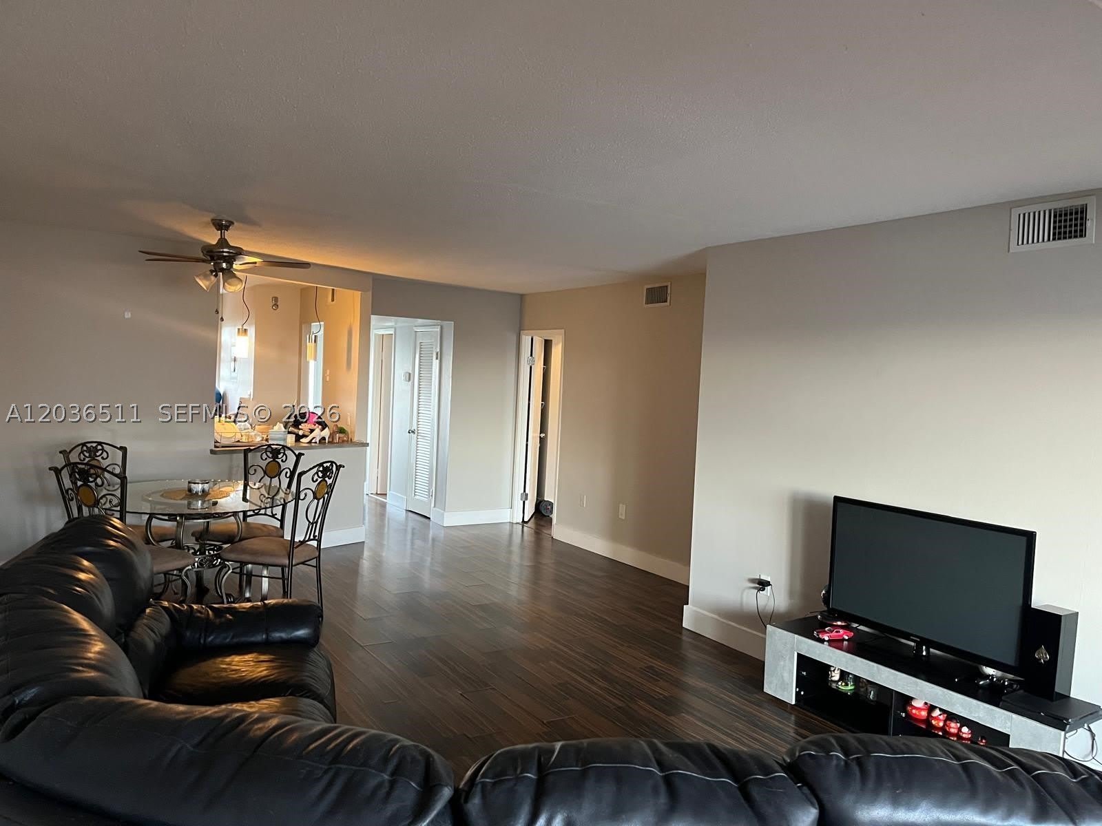 1770 NE 191st St – photo 1
