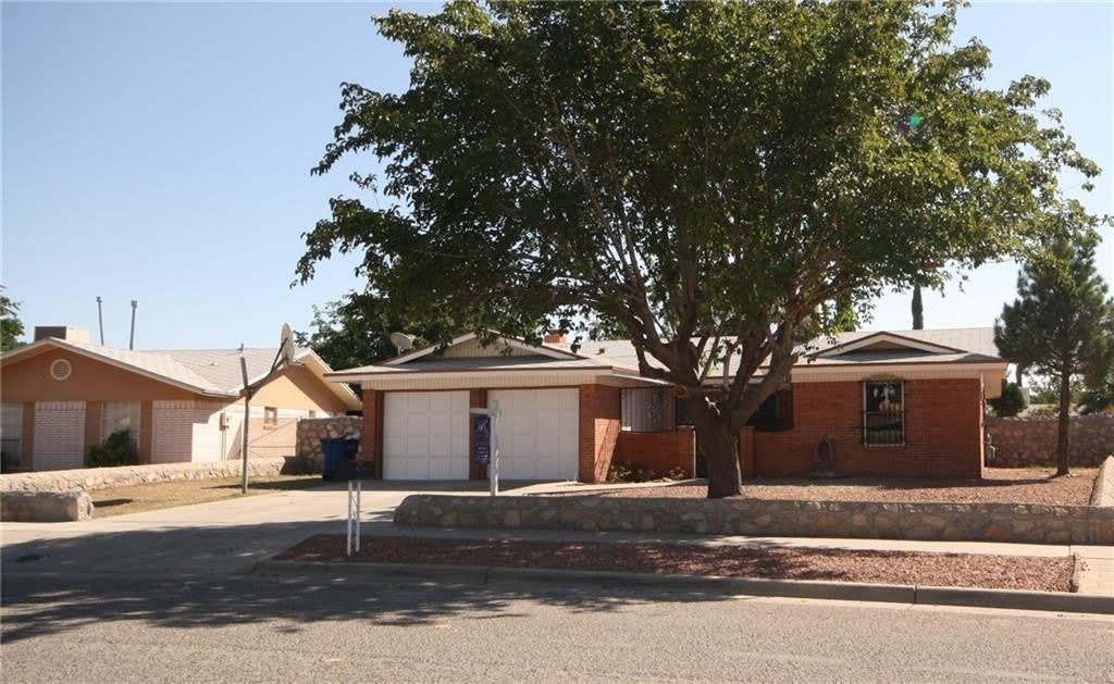 10804 Gloster Court – photo 1
