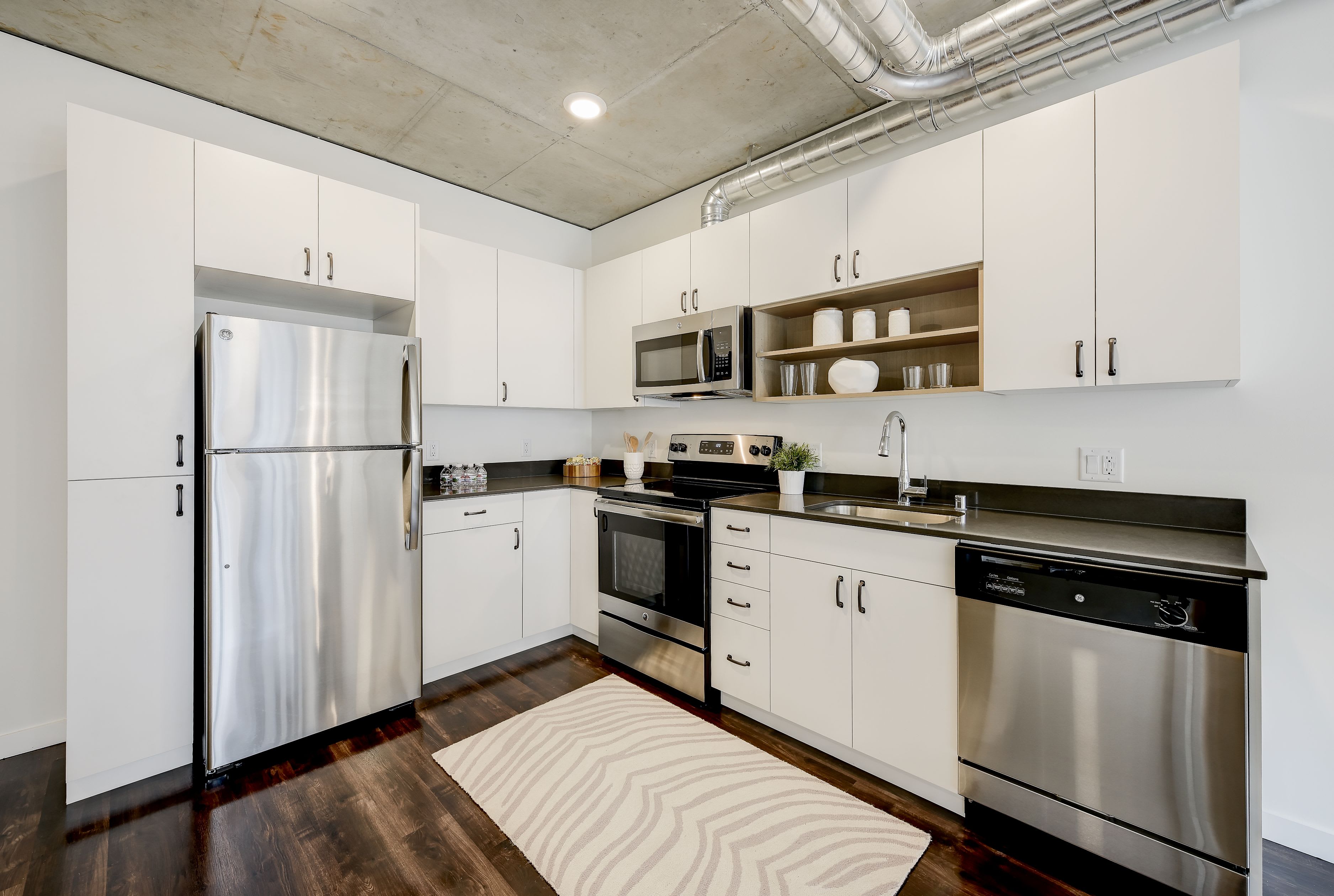 624 Yale – photo 1