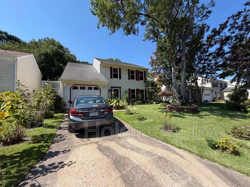 3877 Sherman Oaks Ave – photo 1
